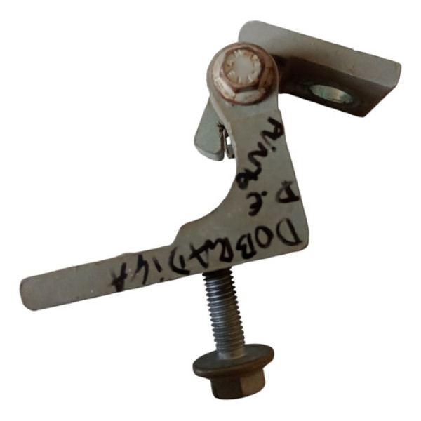 Dobradiça Da Porta Dianteira Esquerda Fiat Punto 