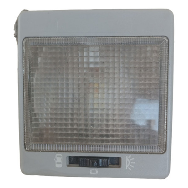 Luz De Cortesia Vw Santana 91/02 