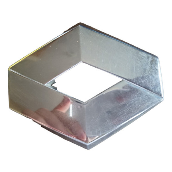 Emblema Tampa Traseira Logan 2010 A 2012 Cromado