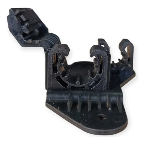 Suporte Mangueira Ar Condicionado Vw Voyage Saveiro 2018