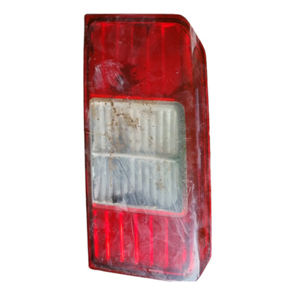 Lanterna Le Tampa Fiat Strada 2009 A 2013 Tras Com Detalhes 