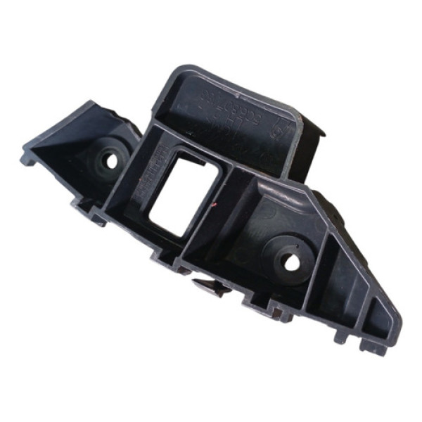 Guia Parachoque Dianteiro Esquerdo Vw Jetta 2014 5c6807183