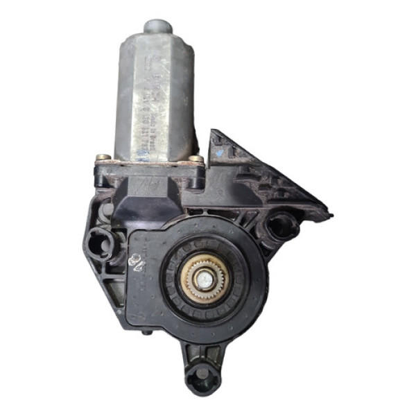 Motor Vidro Traseiro Esquerdo Vw Polo Golf 99 A 05