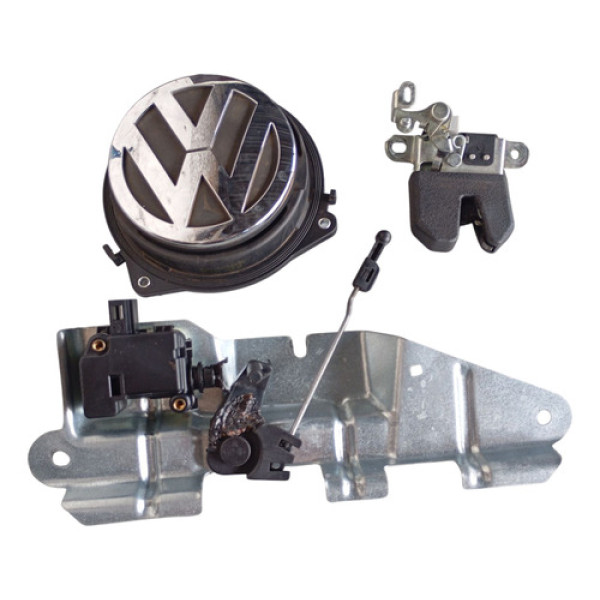 Kit Jogo Fechadura Trava Tampa Porta Malas Vw Bora 2010