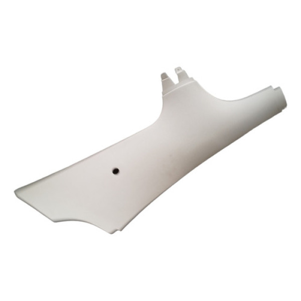 Acabamento Lateral Esquerdo Vw New Beetle 2010