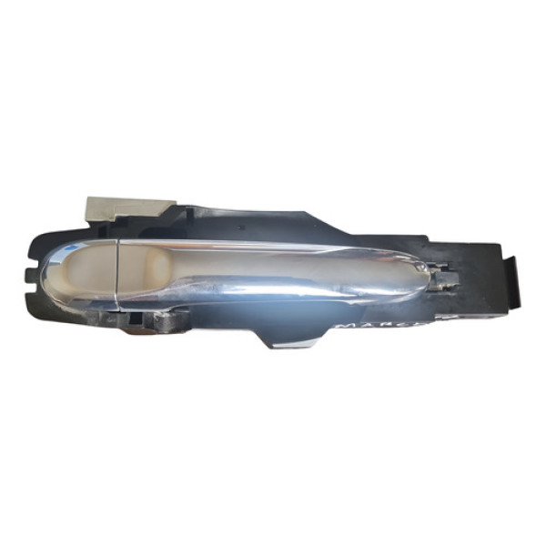 Maçaneta Externa Dianteira Direita Nissan March 2014 2018 Traseira