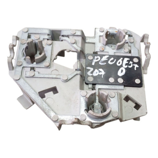 Soquete Lanterna Direita Peugeot 207 2012 0461900 Cinza