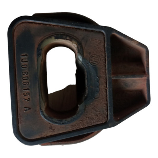 Suporte Coxim Radiador Vw Golf 2.0 00/06 