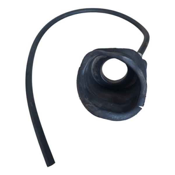 Bocal Gargalo Tanque Combustível Ranault Sandero Detalhe 