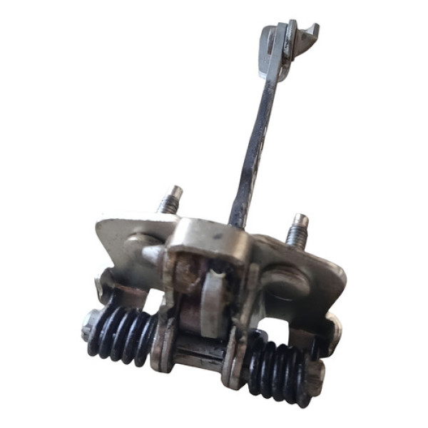 Limitador Porta Dianteira Esquerda Renault Logan 2017 2022