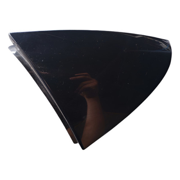 Moldura Lanterna Direita Fiat Mobi Like 2022 1002280830 Preto