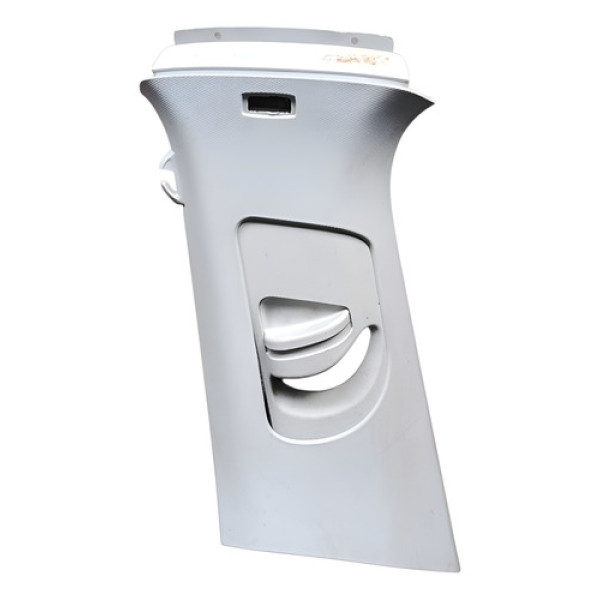 Acabamento Coluna Esquerda Vw Jetta 2011 2017