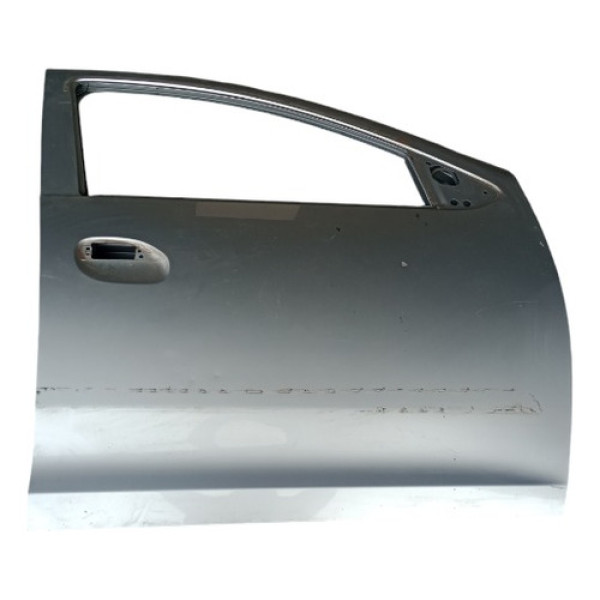 Porta Dianteira Direita Renault Logan Sandero 2015 A 2023 - Dianteira - Direito - Prata