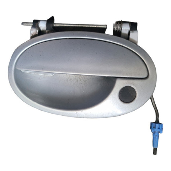 Macaneta Externa Novo Corsa 2002/2012 Dianteiro Com Detalhe  Cinza