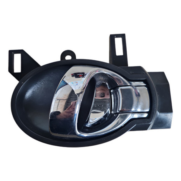 Maçaneta Interna Porta Esquerda Nissan March  2015  2020 Dianteira/traseira