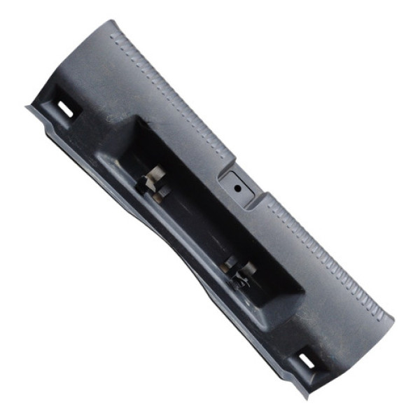 Moldura Interna Porta Malas Vw Jetta Tsi 2011 2017 C/detalhe