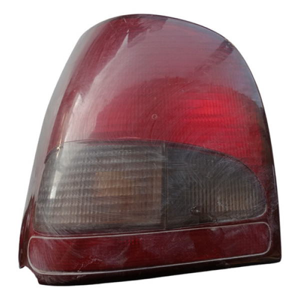 Lanterna Traseira Esquerda Vw Gol 95/99 C Detalhe 
