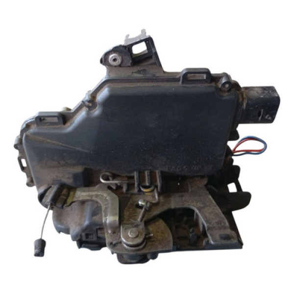 Fechadura Elétrica Dianteira Direita Vw Golf Bora 1999 2014