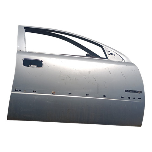 Porta Dianteira Direita Gm Astra 4 Portas 1999 A 2011 Dianteira Direito Prata