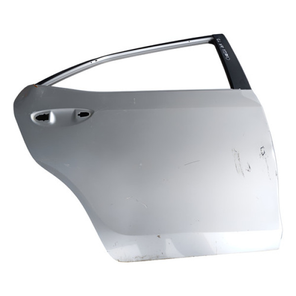 Porta Traseira Direita Toyota Corolla 2015 Detalhe Direita Traseira Prateado