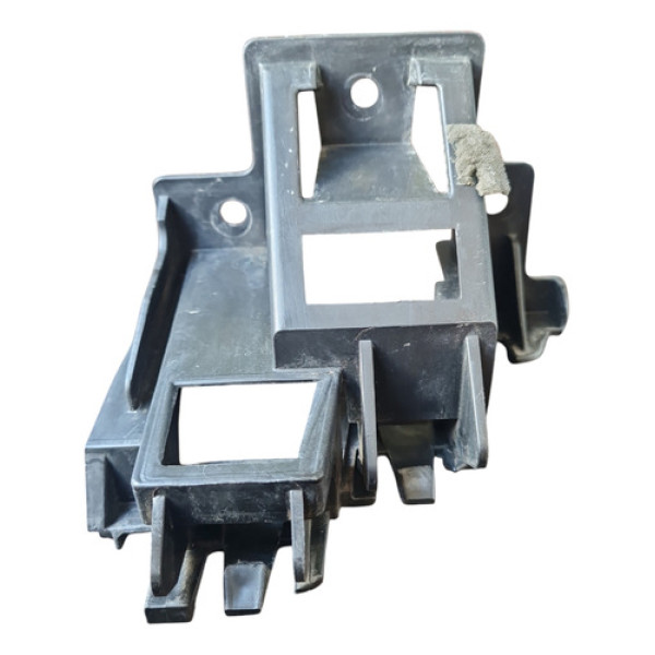 Guia Parachoque Traseiro Vw Jetta 11 A 14 Esquerdo