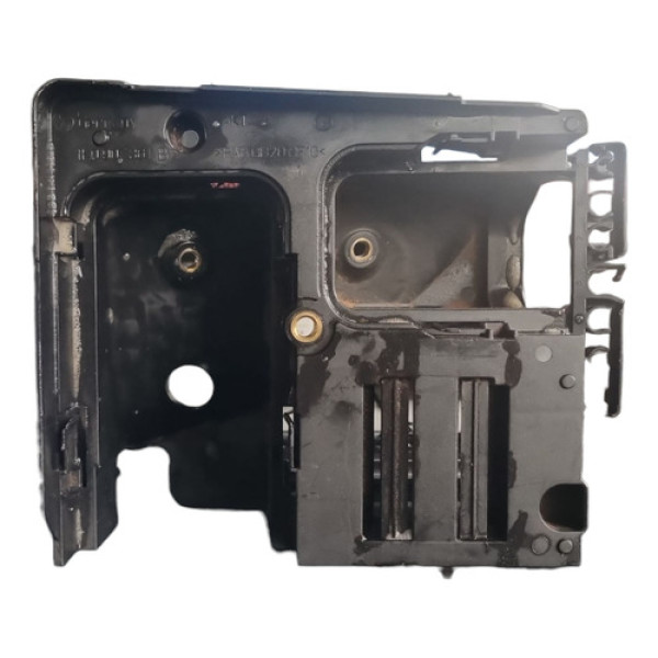 Suporte Caixa Fusível Vw Jetta 2008 2013