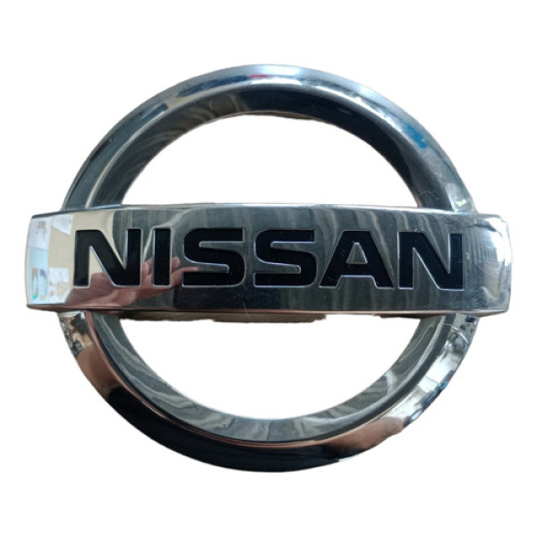 Emblema Tampa Traseira Nissan March 11 Á 20  Prata