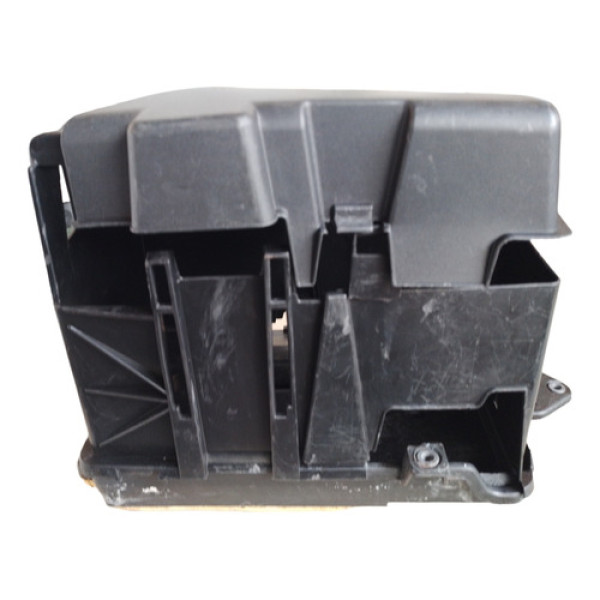 Suporte Capa Bateria Vw New Beetle 2008 2012 C Detalhe